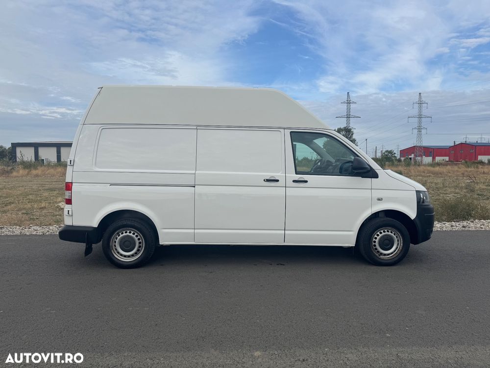 Volkswagen Transporter - 8