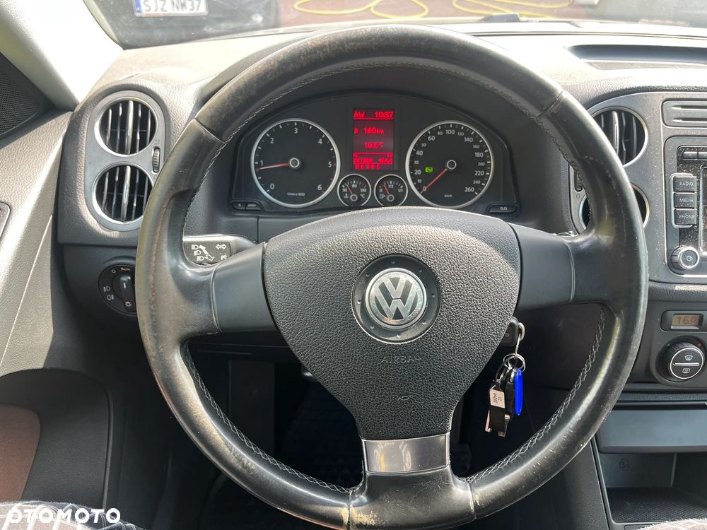 Volkswagen Tiguan 2.0 TDI DPF 4Motion DSG Sport & Style - 9