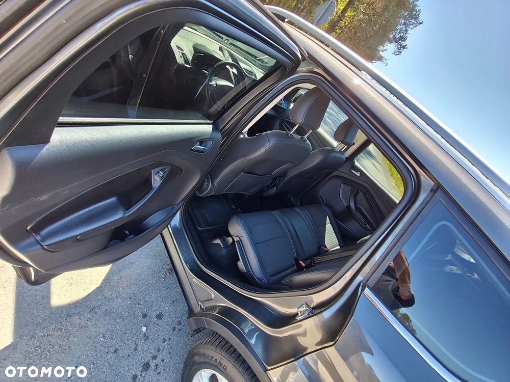 Ford Kuga - 18