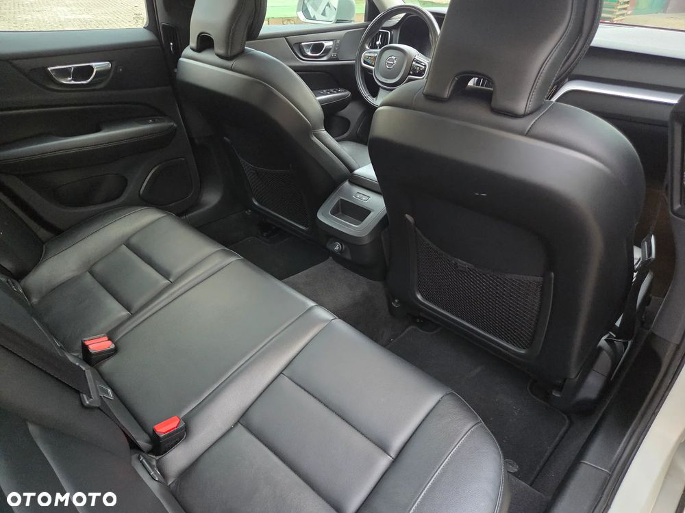 Volvo S60 T6 AWD Geartronic RDesign - 23