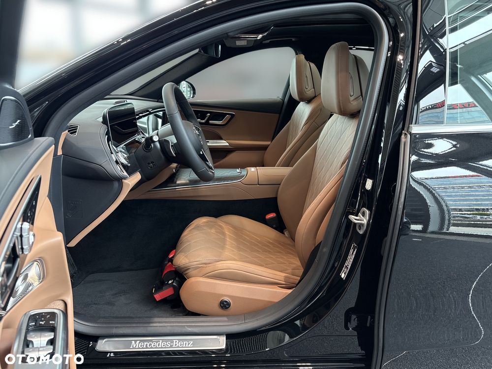 Mercedes-Benz Klasa E 220 d mHEV 4-Matic Exclusive 9G-Tronic - 11