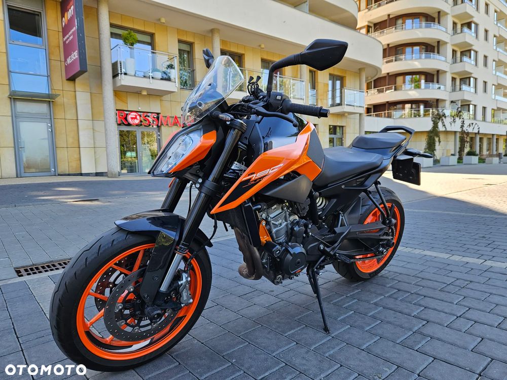 KTM Duke 790 - 19