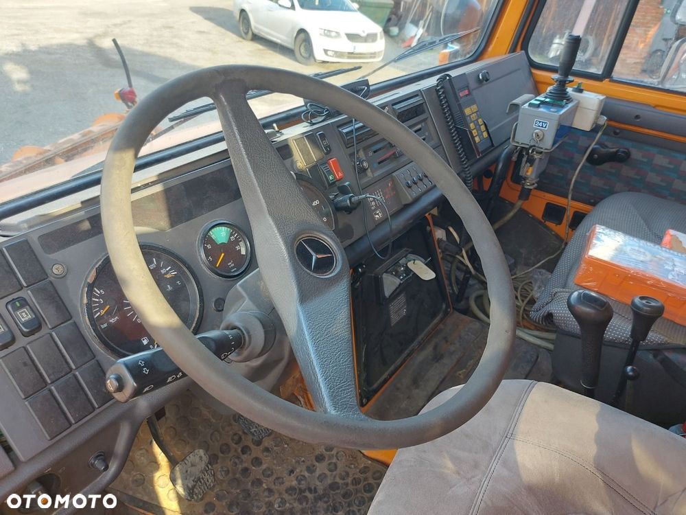 JAC Unimog U 1650 4X4 + Příslušenství - 16