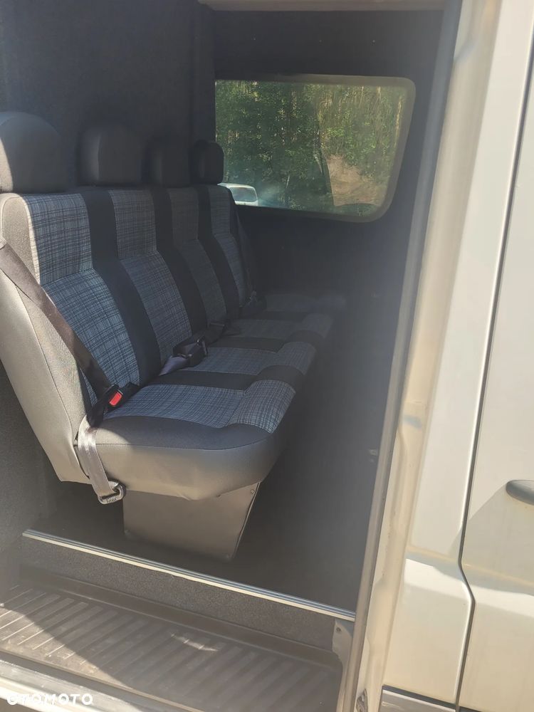 Mercedes-Benz Sprinter - 16