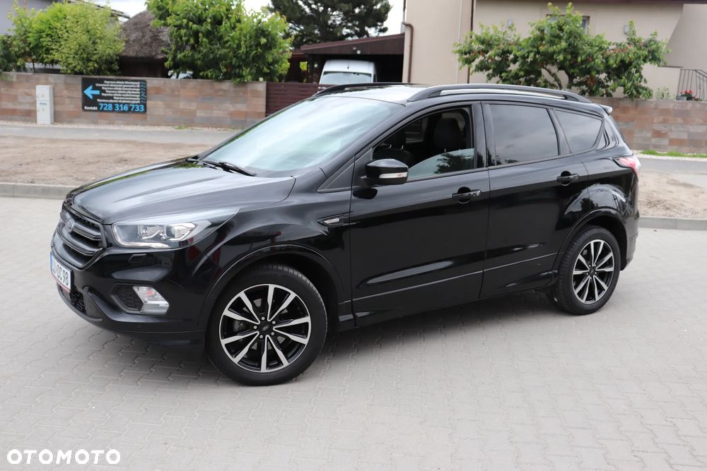 Ford Kuga 1.5 EcoBoost 2x4 ST-Line - 23