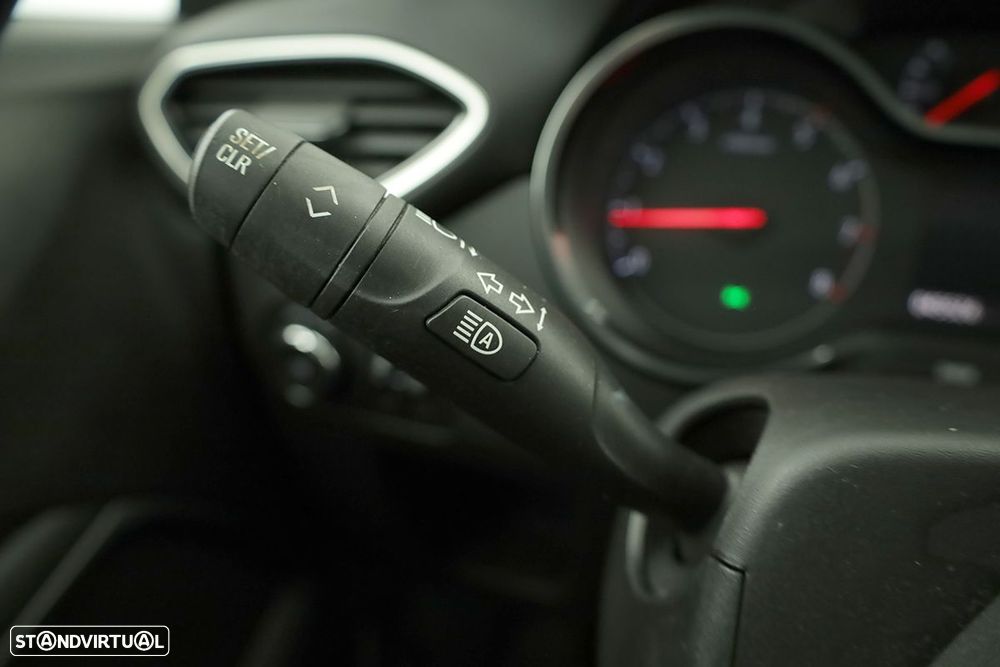 Opel Crossland 1.2 T Design & Tech - 17