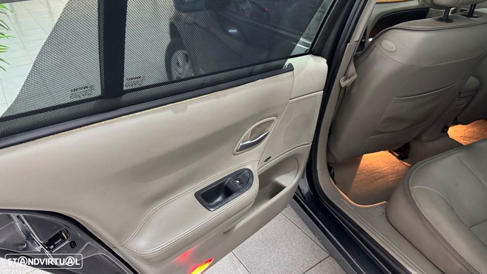 Renault Laguna 1.9 dCi Initiale - 39