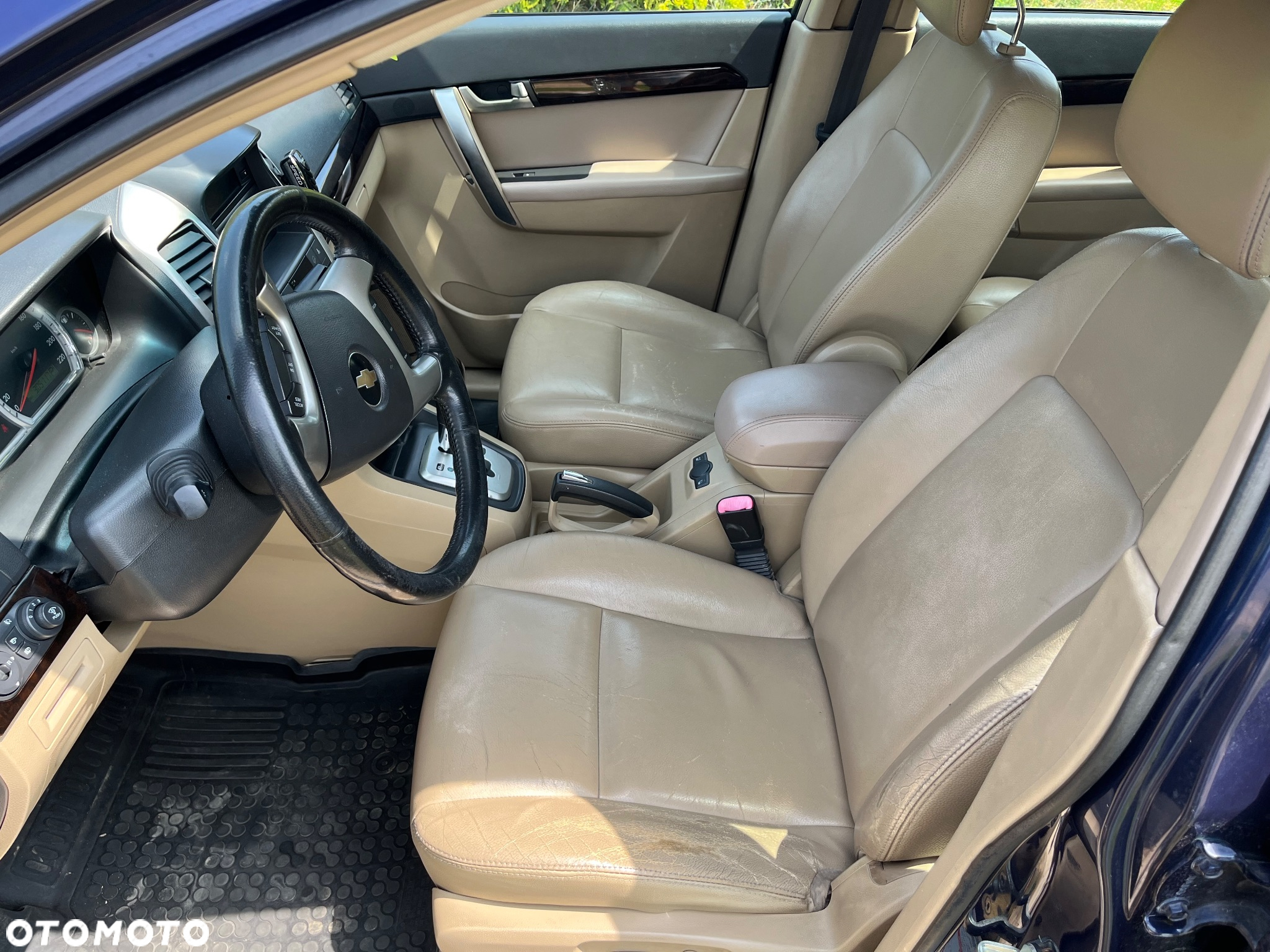 Chevrolet Captiva 2.0 4WD 7 Sitzer Automatik LT Exclusive - 17