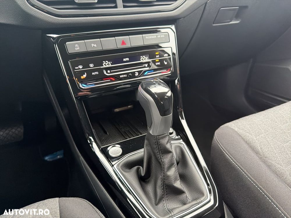 Volkswagen T-Cross 1.5 TSI DSG Life - 16