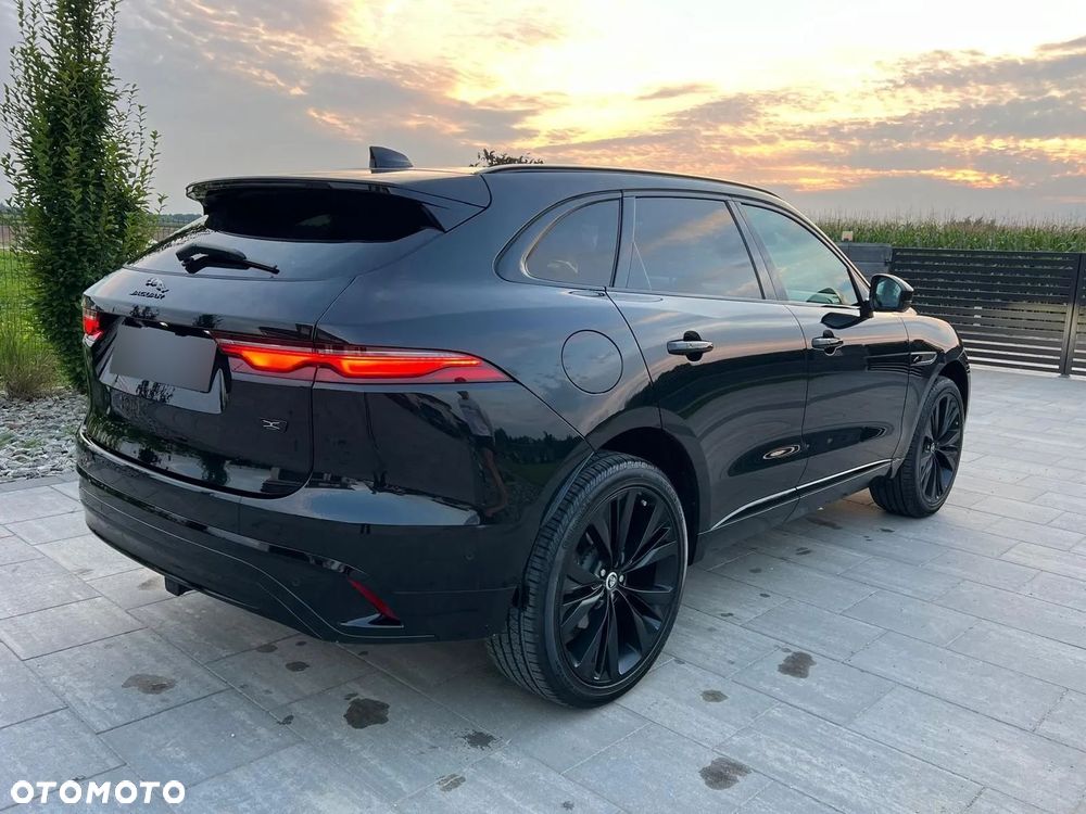Jaguar F-Pace 2.0 P250 mHEV AWD R-Dynamic S - 2