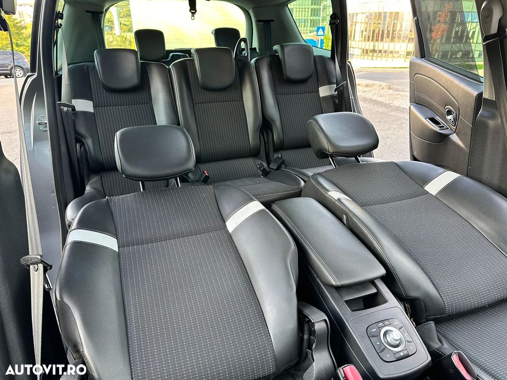 Renault Grand Scenic ENERGY dCi 110 EDC INTENS - 21