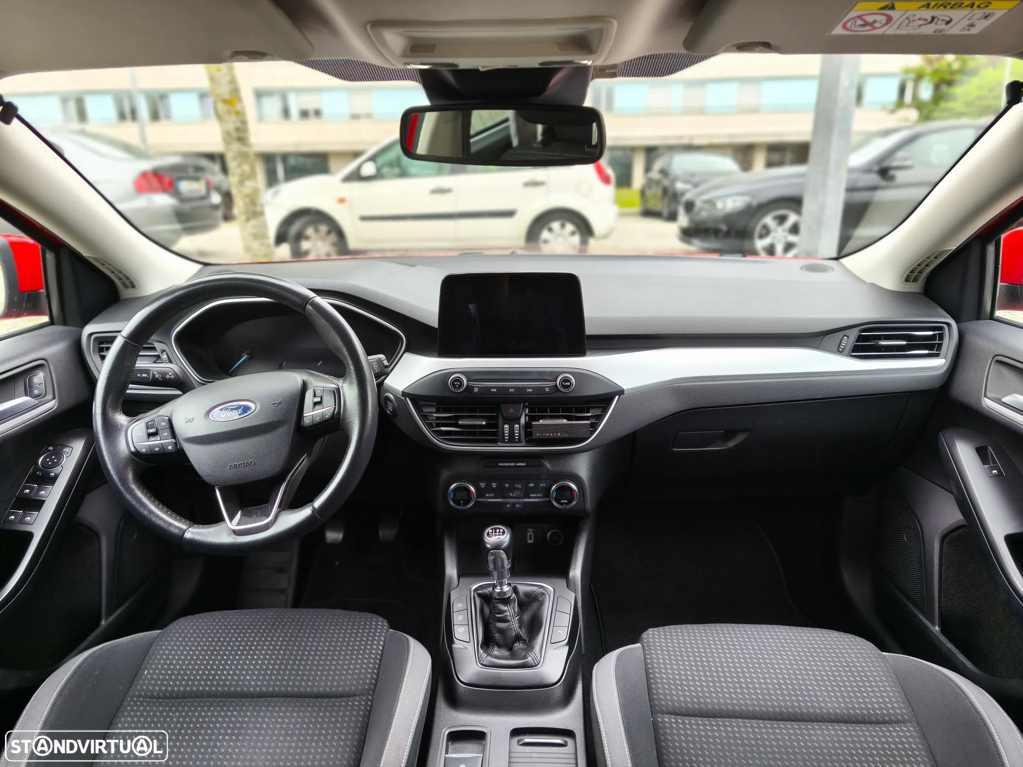Ford Focus SW 1.5 TDCi EcoBlue Business - 9