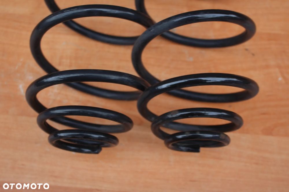 SPRĘŻYNY TYŁ TYLNE OPEL ASTRA H HATCHBACK KOMPLET - 4