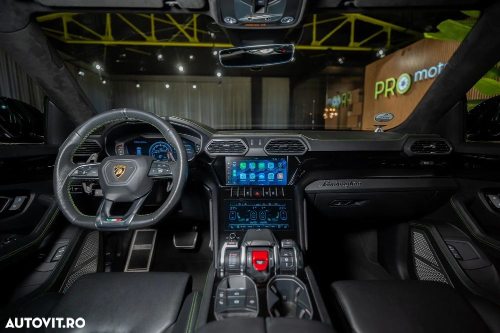 Lamborghini Urus - 31