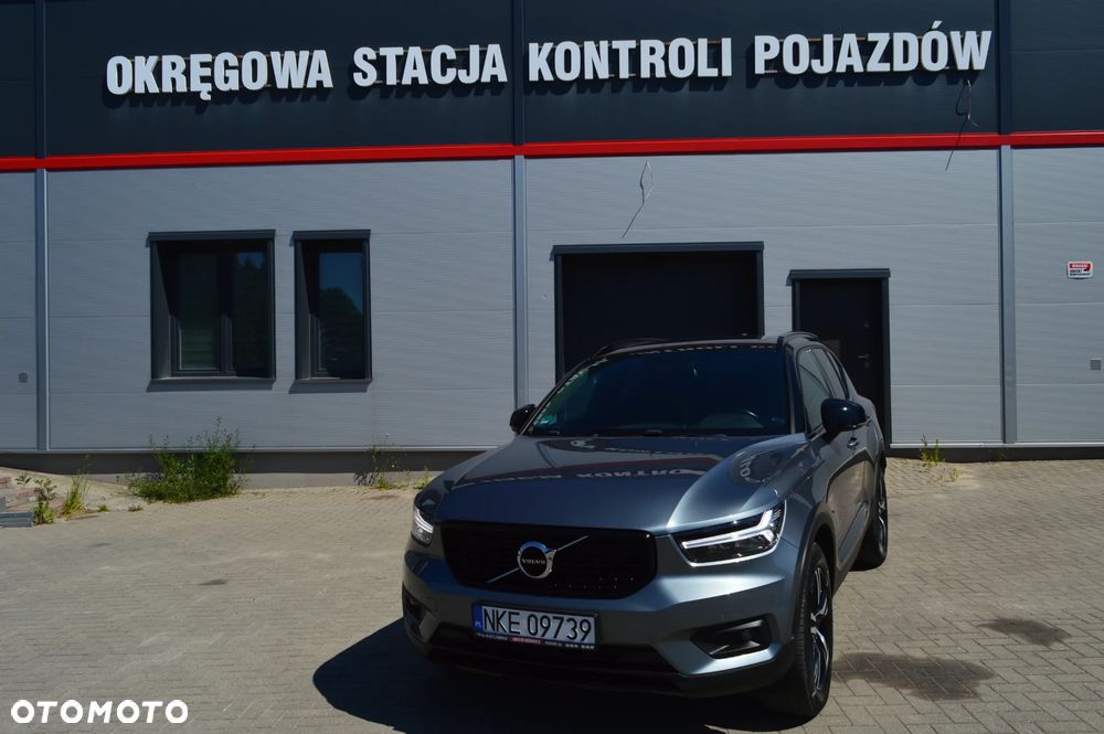Volvo XC 40 T3 R-Design - 2