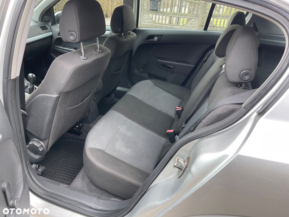 Opel Astra 1.4 Fresh - 12