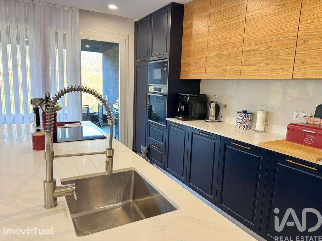 Casa / Villa T4 em Cabração e Moreira do Lima de 280 m2 - Grande imagem: 3/25