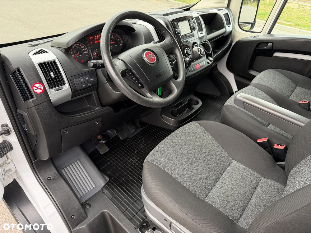 Fiat Ducato Doka 7 osób / Brygadowy / Paka 3.3m / Wzmacniany Maxi Koła 16" / Silnik Iveco 2.3 140km  / Ledy / Bogate wyposażenie / Zadbany jak nowy / 1 Właściciel / Salon PL / FV23% - 27