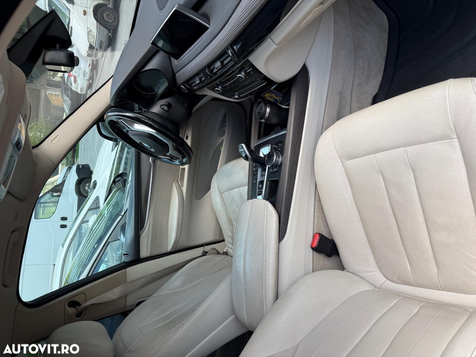 BMW X5 xDrive30d - 16