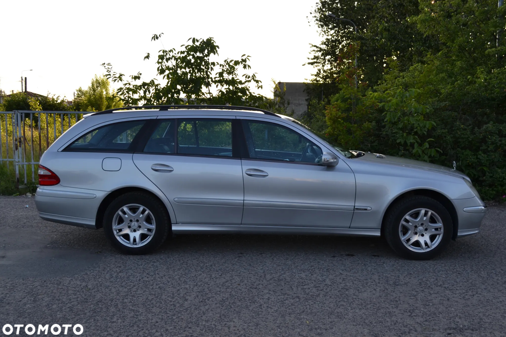 Mercedes-Benz Klasa E 240 4-Matic T Avantgarde - 7