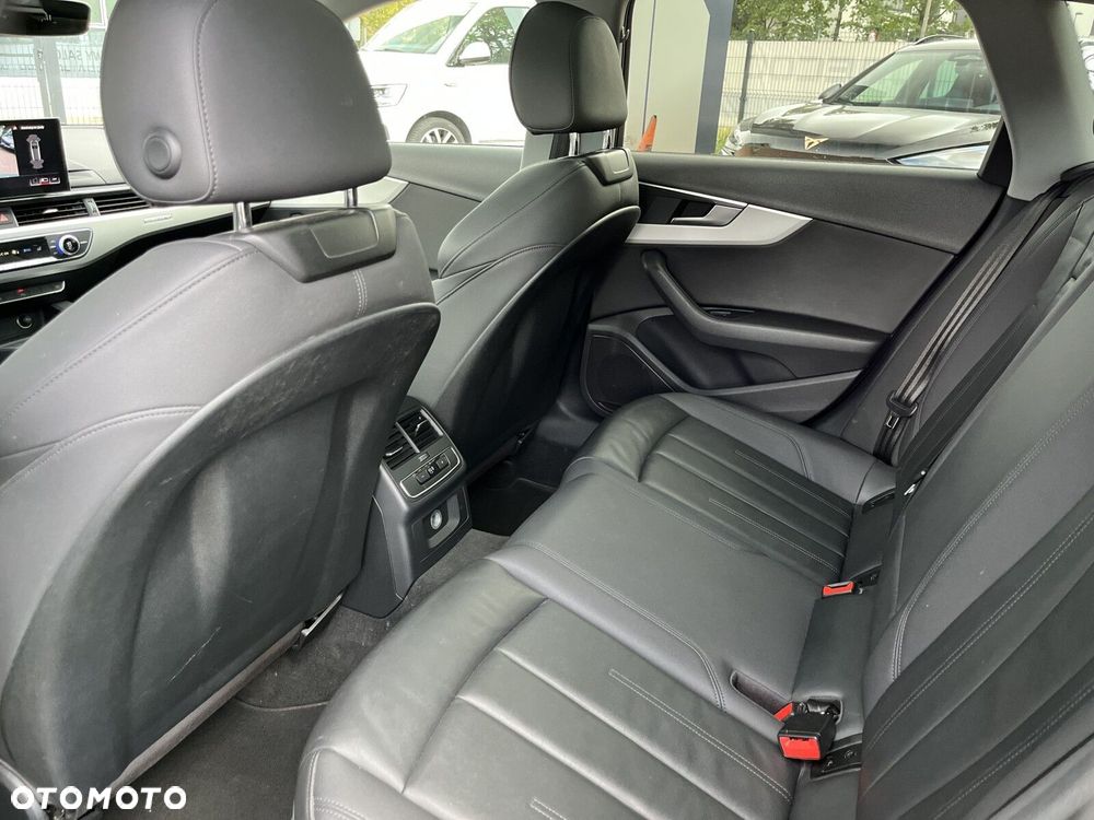 Audi A4 Avant 40 TDI Quattro Sport S tronic - 33