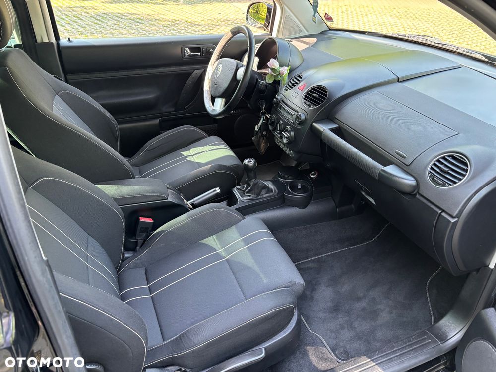 Volkswagen New Beetle 1.6 Freestyle - 14