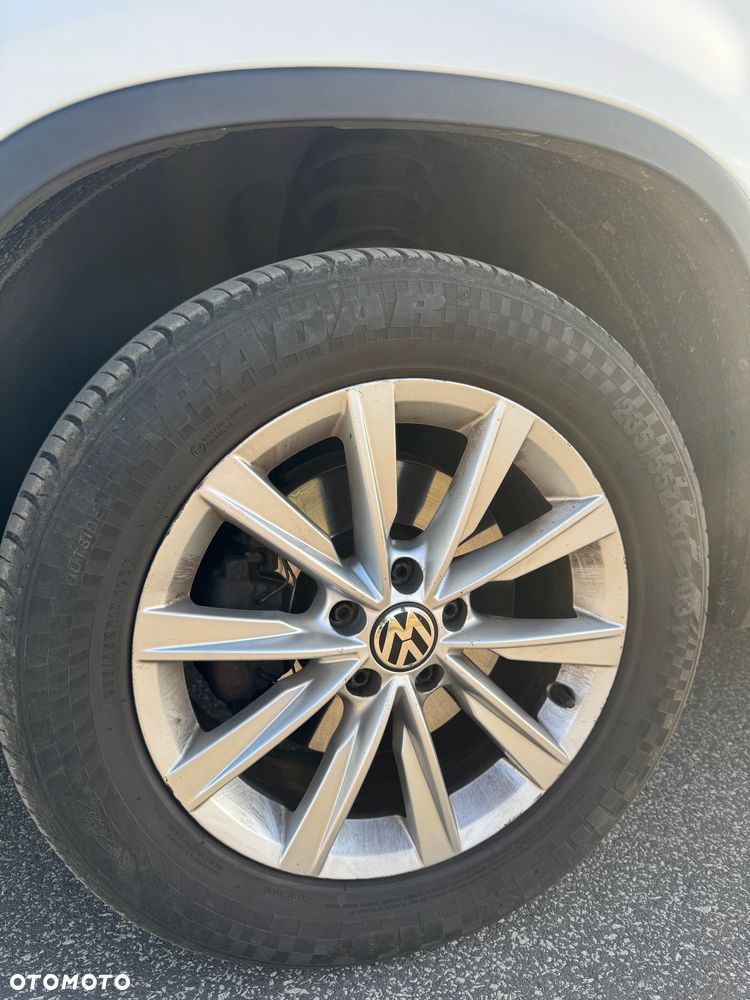 Volkswagen Tiguan - 22