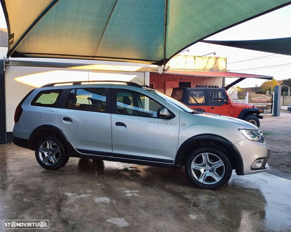 Dacia Logan MCV 0.9 TCe Stepway - 4