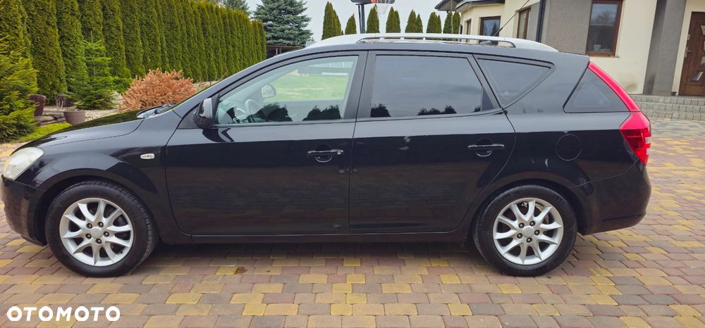 Kia Ceed 2.0 CVVT Automatik EX - 3