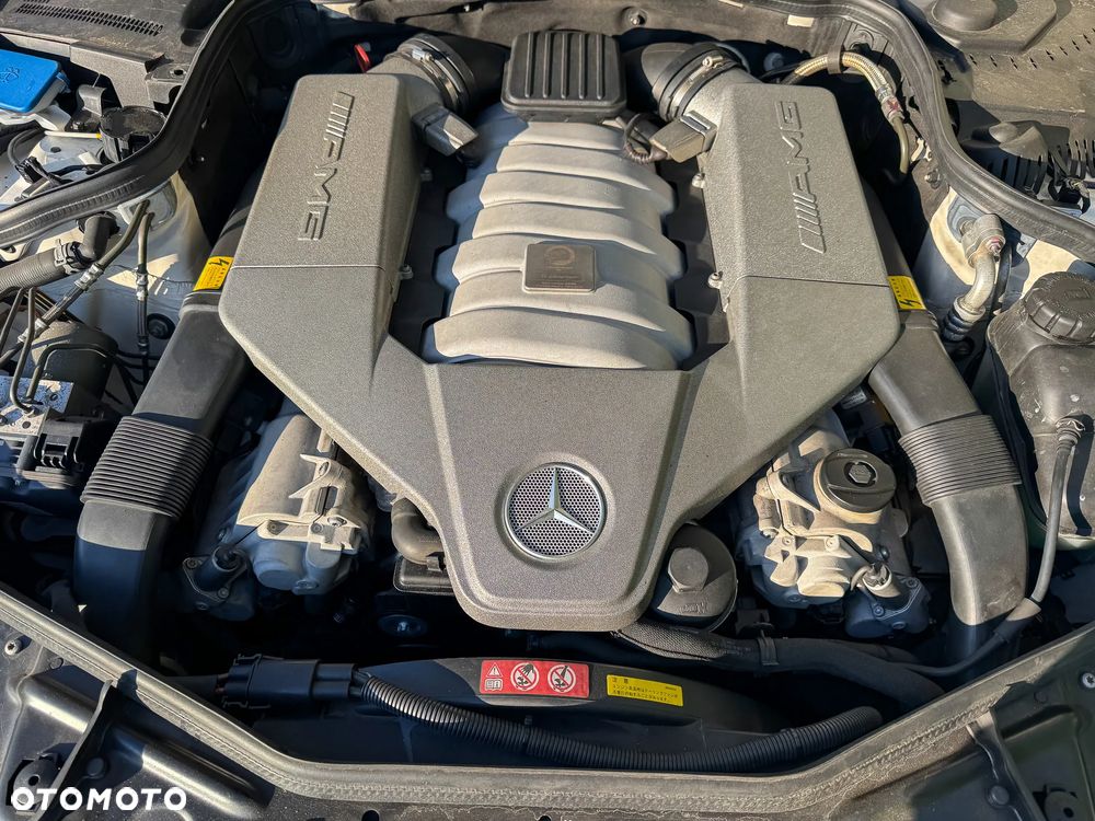 Mercedes-Benz CLS 63 AMG 7G-TRONIC - 38