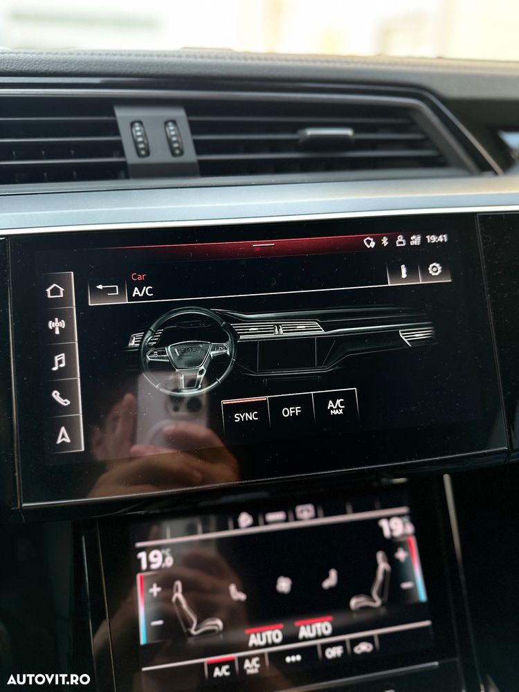 Audi e-tron 50 quattro - 38