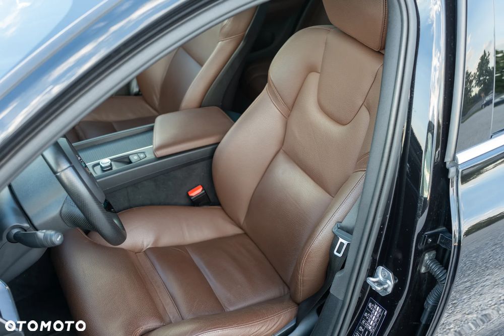 Volvo V60 D3 Momentum - 23