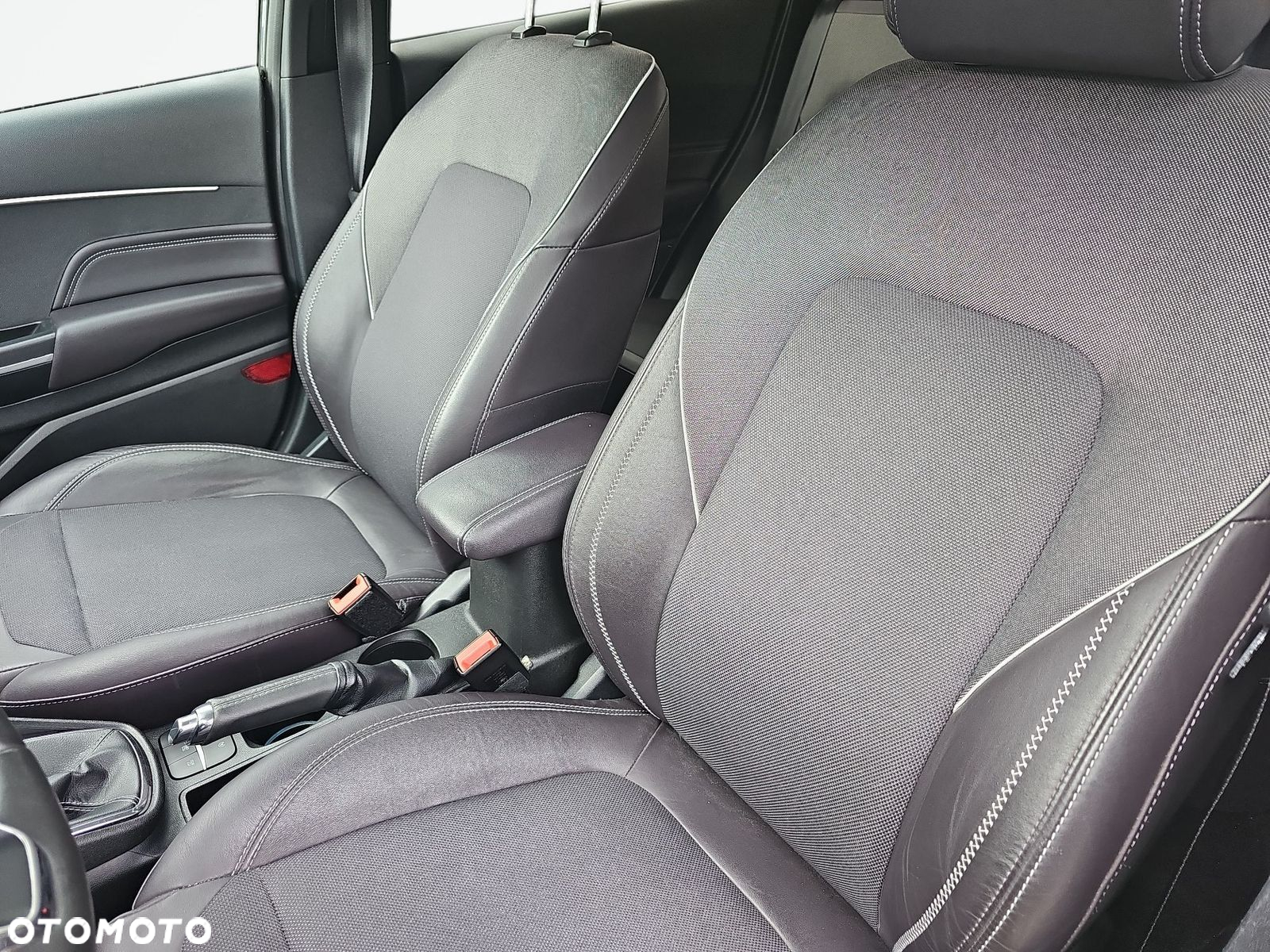 Ford Fiesta Vignale 1.0 EcoBoost GPF ASS - 12