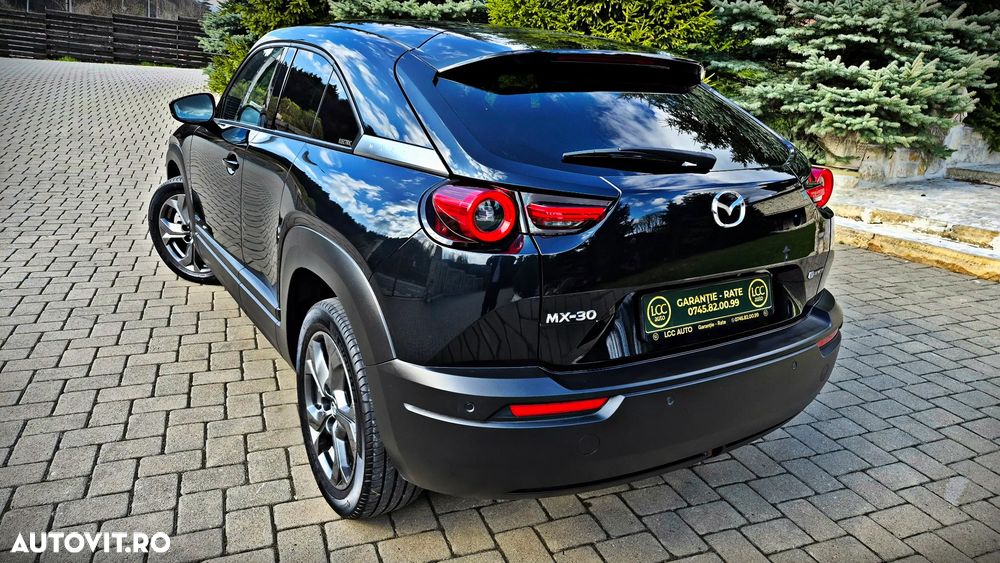 Mazda MX-30 e-SKYACTIV EXCLUSIVE-LINE - 13