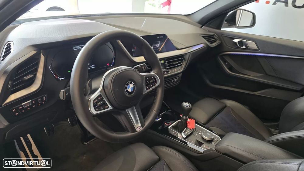 BMW 116 d Pack M - 37