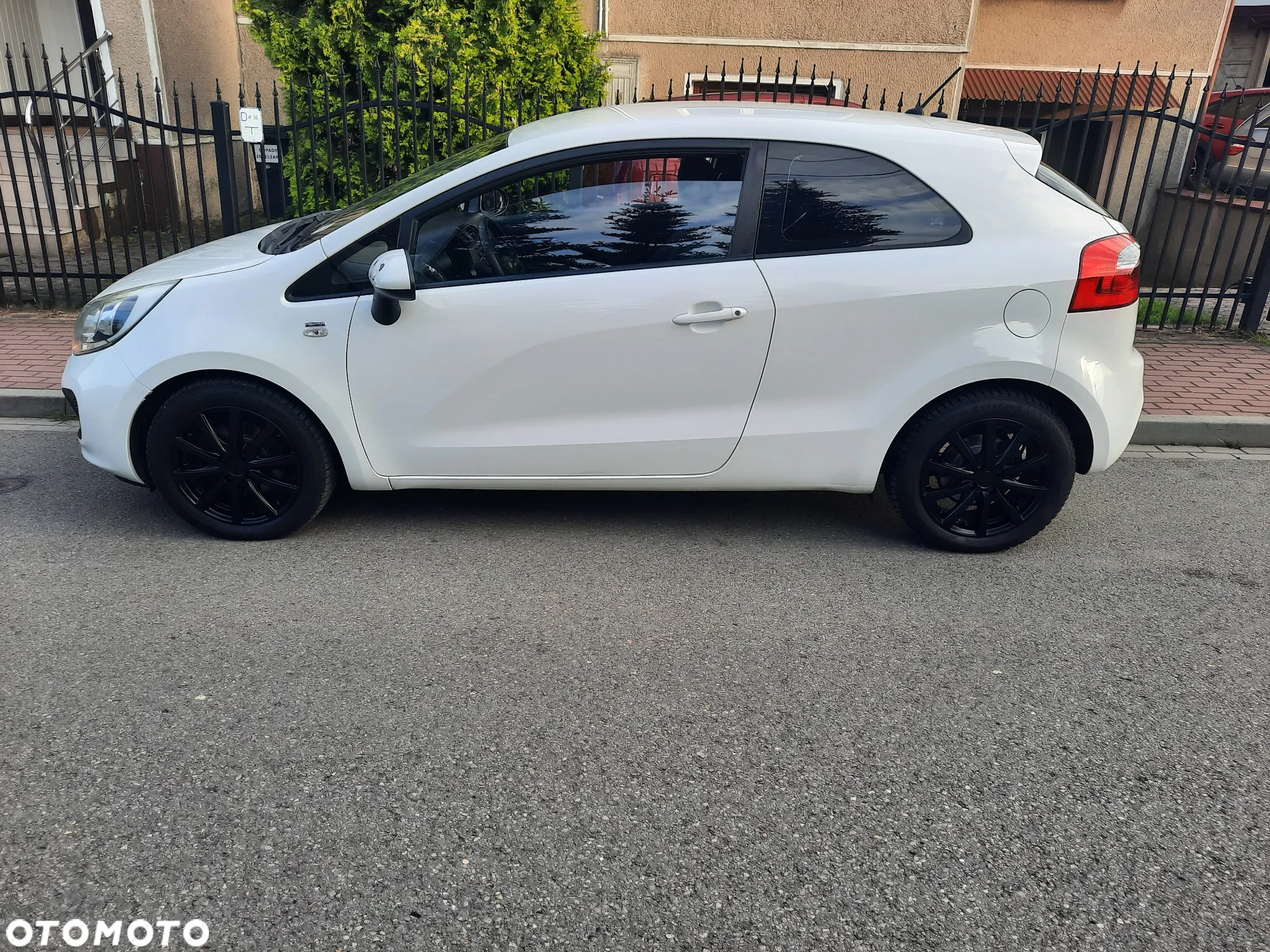Kia Rio 1.2 Dream Team Edition - 18