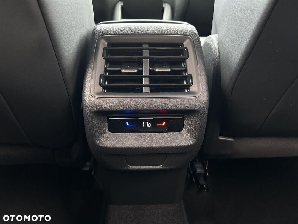 Volkswagen Tiguan - 29