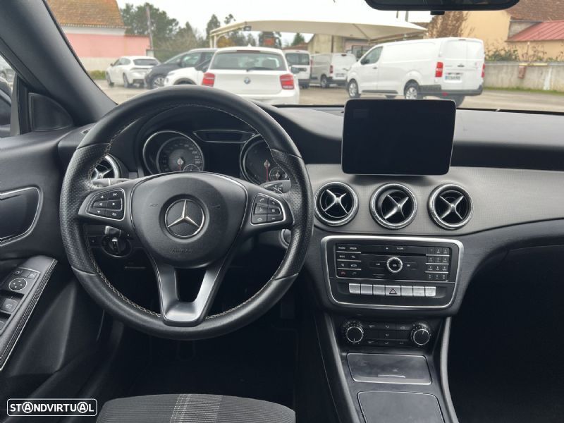 Mercedes-Benz CLA 180 d Shooting Brake Urban Aut. - 10