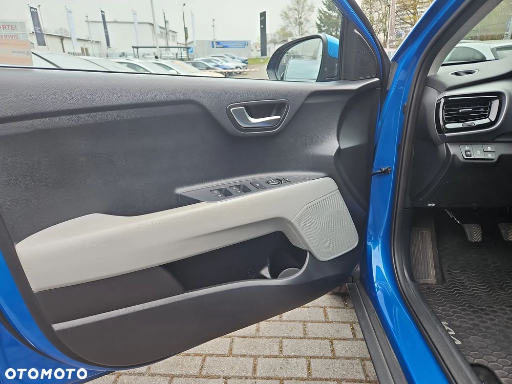 Kia Stonic 1.0 T-GDI L - 10