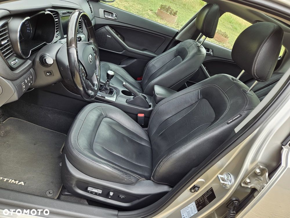 Kia Optima 1.7 CRDI EcoDynamics Edition 7 - 17
