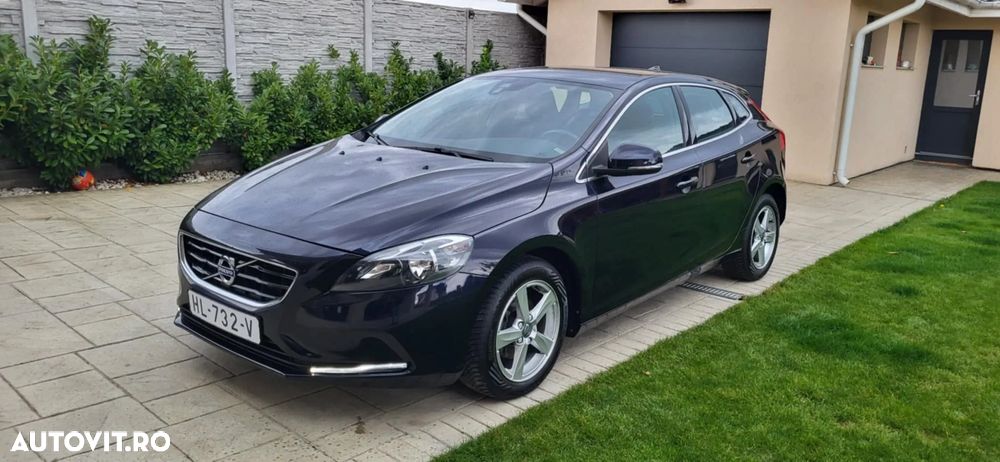 Volvo V40 - 9