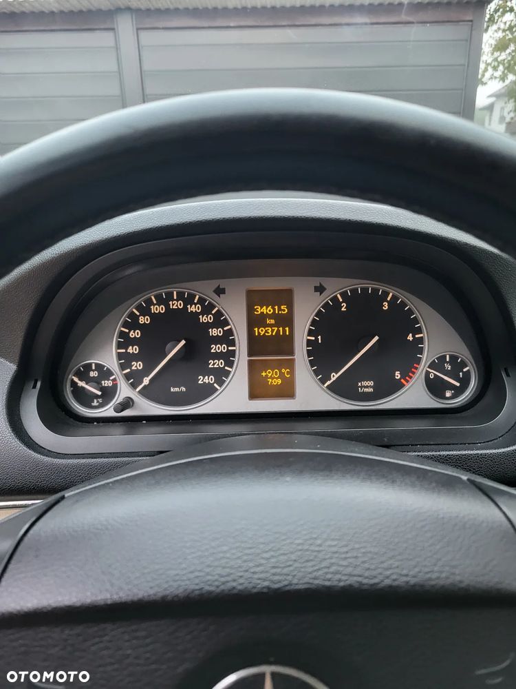 Mercedes-Benz Klasa B 180 CDI EU5 - 5