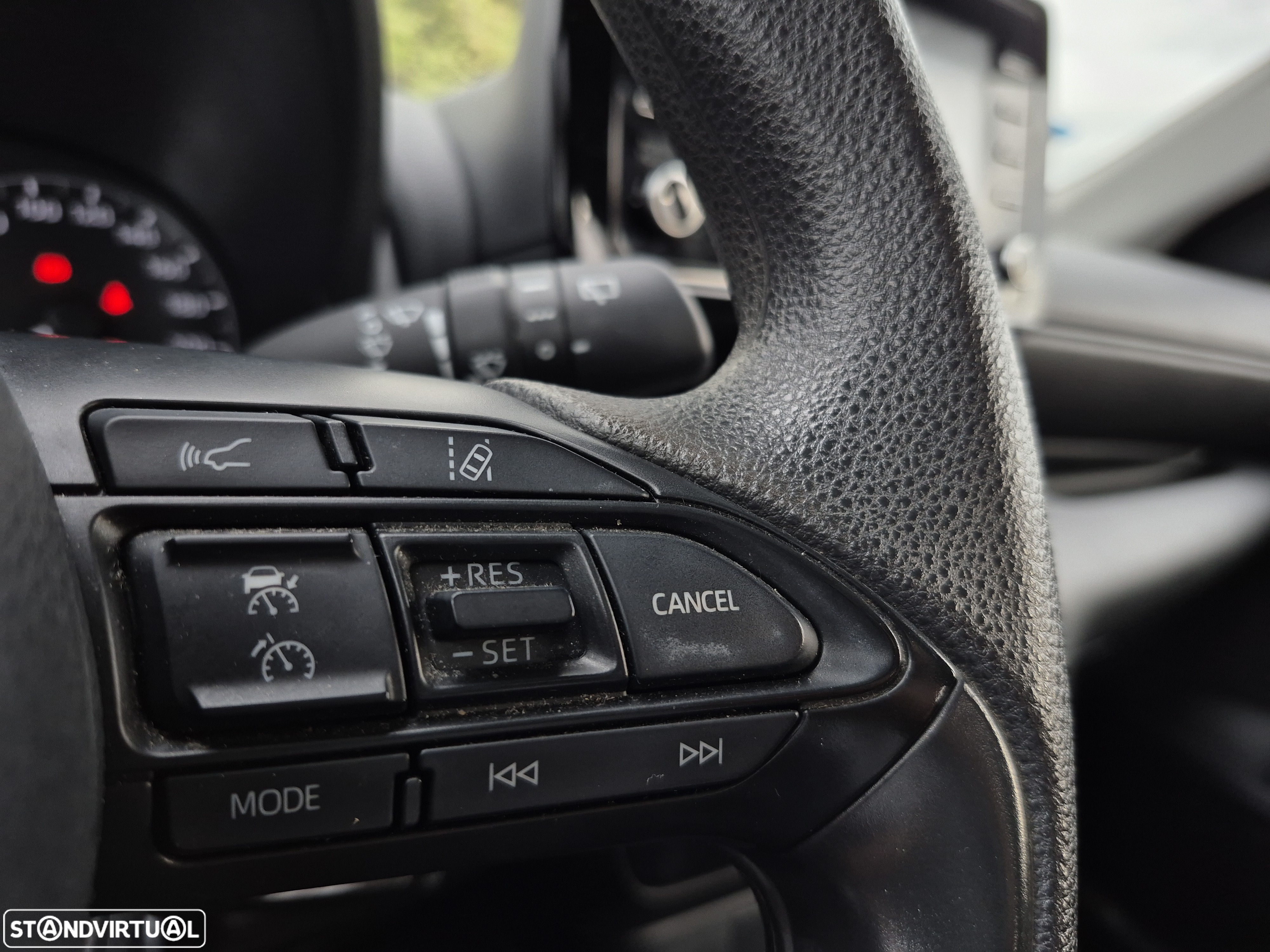 Toyota Yaris 1.5 HDF Comfort - 21