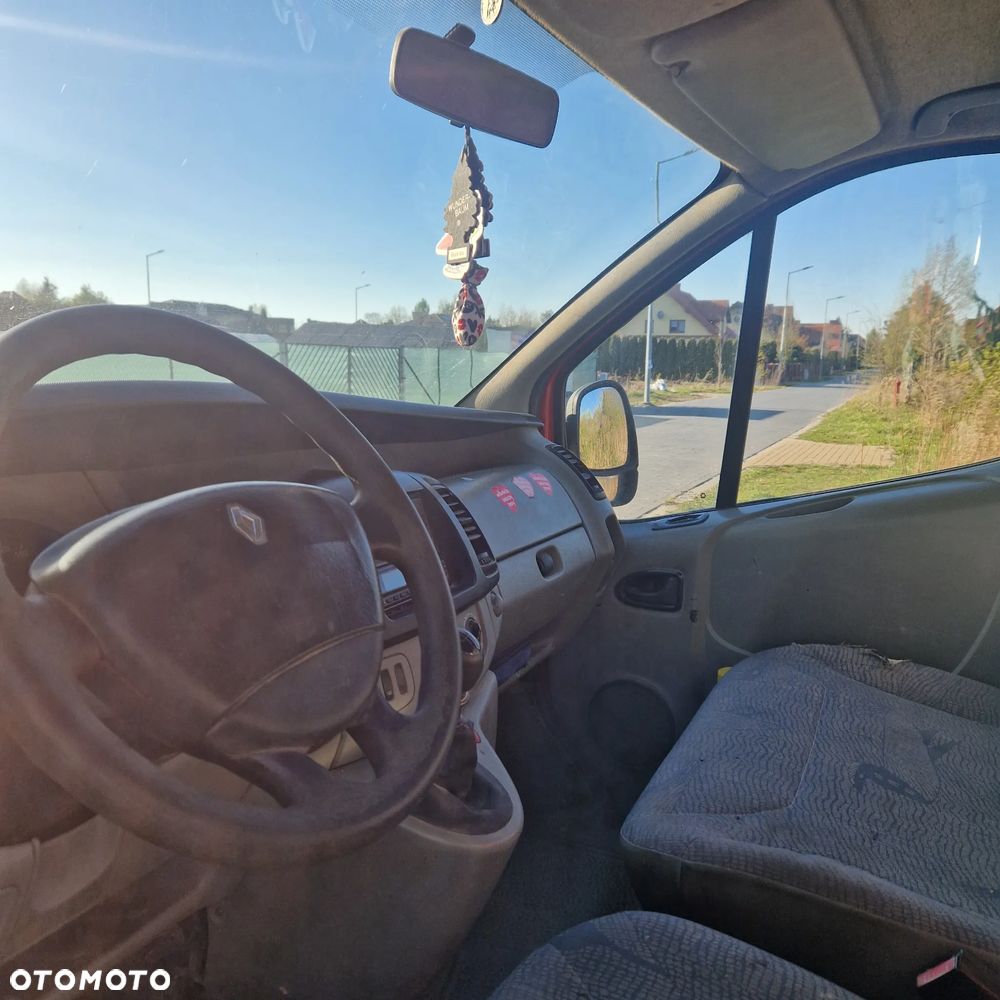 Renault Trafic 1,9 DCI - 10