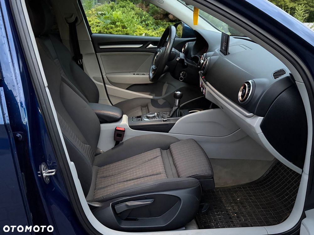Audi A3 Limousine 1.6 TDI (clean diesel) S line Sportpaket - 7