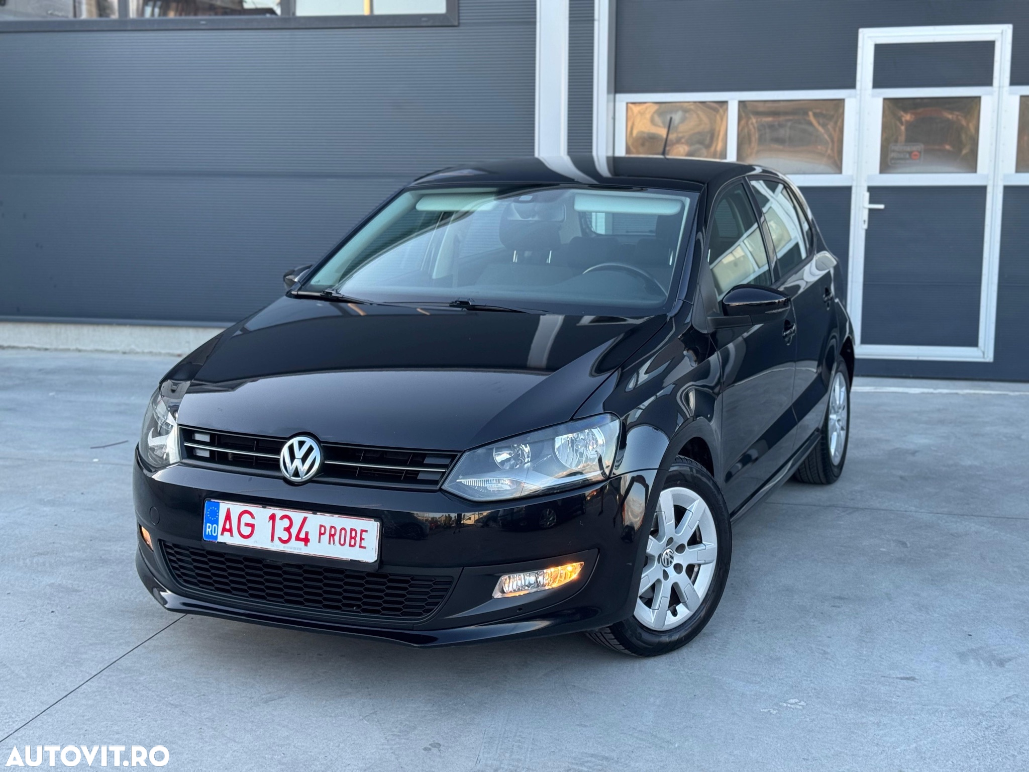 Volkswagen Polo 1.6 TDI DPF Trendline BlueMotion Technology - 2
