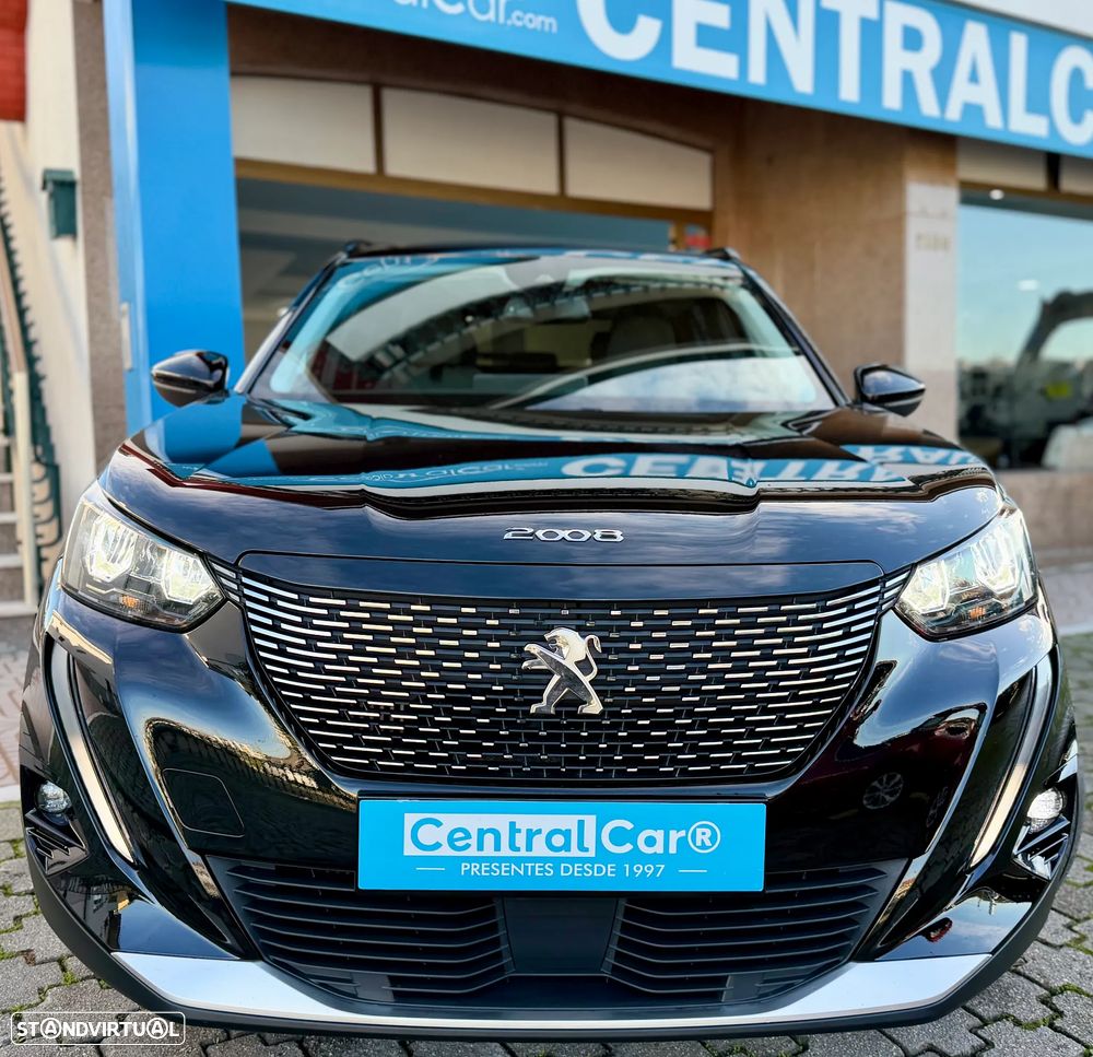 Peugeot 2008 1.2 PureTech Allure Pack - 4
