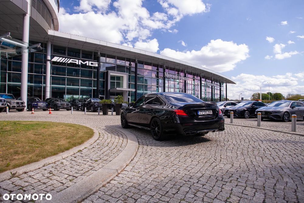 Mercedes-Benz Klasa E AMG 63 4-Matic+ - 18