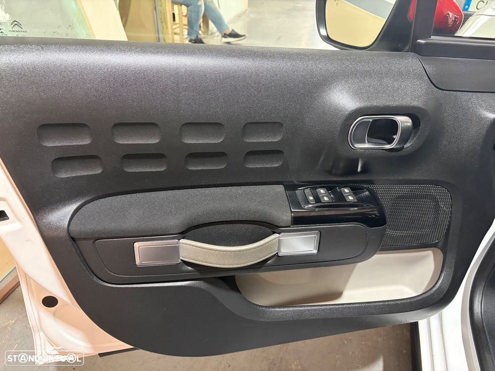 Citroën C3 Pure Tech S&S EAT6 Shine - 17
