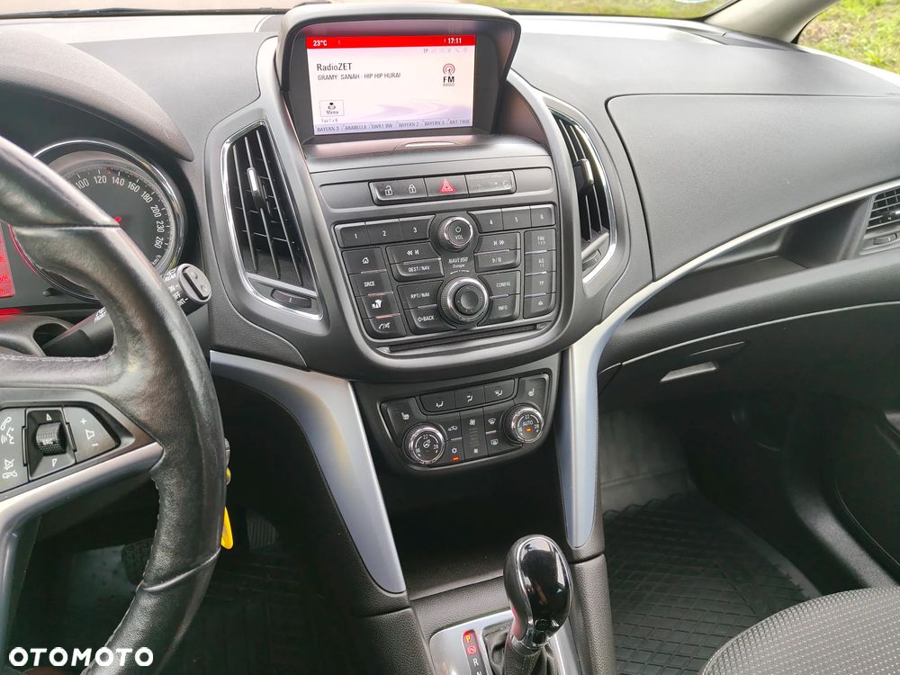 Opel Zafira 2.0 CDTI Enjoy EU6 - 13